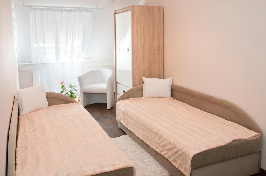 Ametiszt Apartman Hévíz المظهر الخارجي الصورة